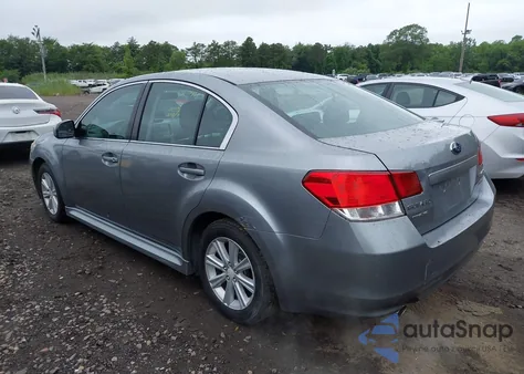 2010 Subaru Legacy 2.5I Premium z USA, uszkodzony, nr VIN 4S3BMBC67A3214332